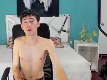 See _dantfox_ online Now @ sluttcam.com