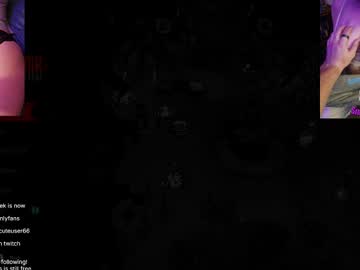 See Aaronskeetman online Now @ sluttcam.com