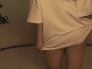 See Aryamirelle online Now @ sluttcam.com