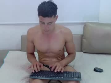 See Austinking_23 online Now @ sluttcam.com