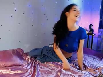 See Bellaqueen0701 online Now @ sluttcam.com