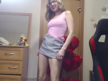 See Bettyburns online Now @ sluttcam.com
