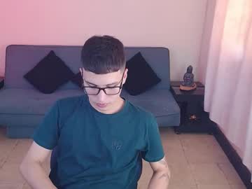 See Cumandres online Now @ sluttcam.com