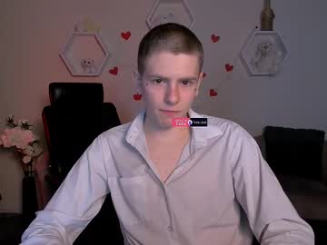 See Den_rich online Now @ sluttcam.com