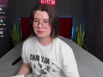 See Derek_louis online Now @ sluttcam.com