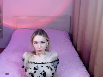 See Des_ch online Now @ sluttcam.com