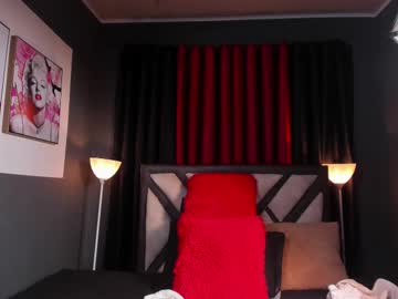 See Emilyjhonson_1 online Now @ sluttcam.com