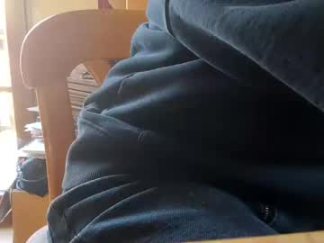 See Fiveforwilly1 online Now @ sluttcam.com