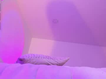 See Guccipussy1 online Now @ sluttcam.com