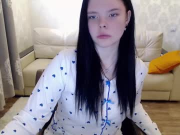 See Hornyland_228 online Now @ sluttcam.com