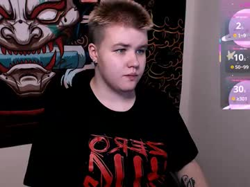 See Husk_ryan online Now @ sluttcam.com
