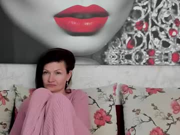 See Illegalbeauty87 online Now @ sluttcam.com