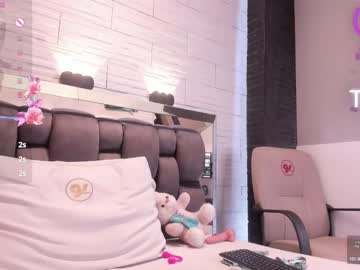 See Jade_heartt online Now @ sluttcam.com