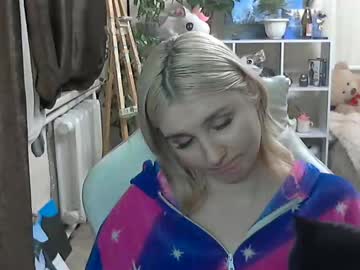 See Joannarise online Now @ sluttcam.com
