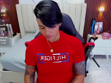 See Karolandluna online Now @ sluttcam.com