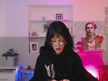 See Kyomi_bss online Now @ sluttcam.com