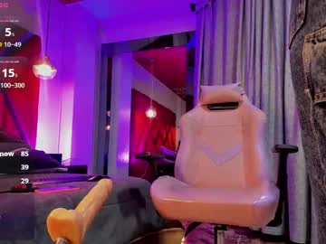 See Leila_08 online Now @ sluttcam.com