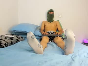 See Master_leonardo_777 online Now @ sluttcam.com