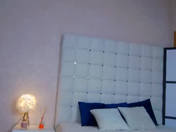 See Nicolros online Now @ sluttcam.com