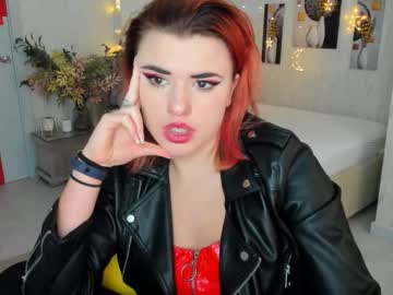 See Nightfallveil online Now @ sluttcam.com