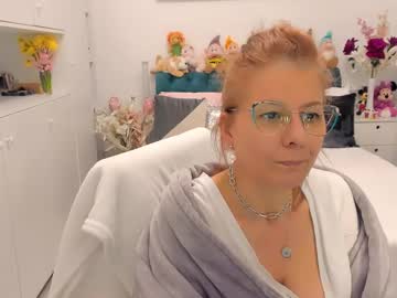 See Prettyblackeyes online Now @ sluttcam.com