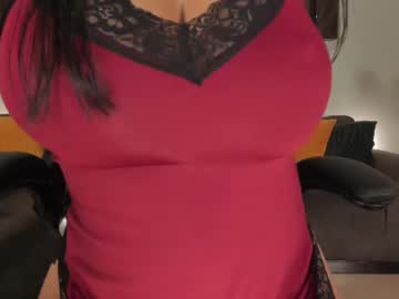 See Puiyee_ online Now @ sluttcam.com