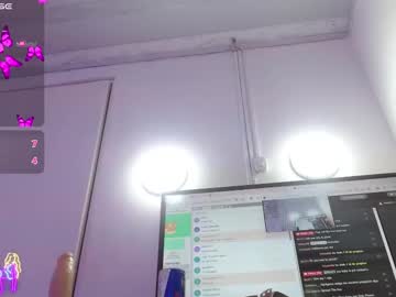 See Saaya_tay online Now @ sluttcam.com