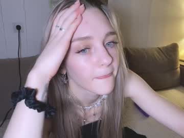 See Sailormoon666_ online Now @ sluttcam.com