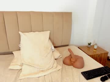 See Silvanabonet69 online Now @ sluttcam.com