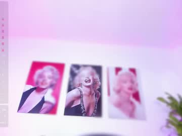 See Susansmithh_ online Now @ sluttcam.com