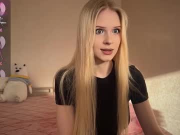 See Sweetielis online Now @ sluttcam.com
