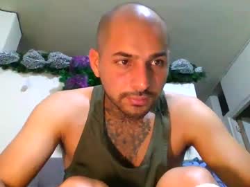 See Thomassmith2023 online Now @ sluttcam.com