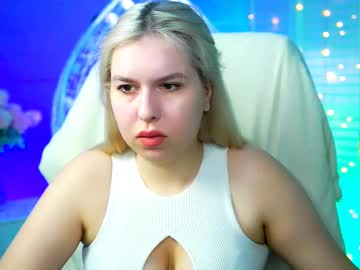 See Tinatayler online Now @ sluttcam.com