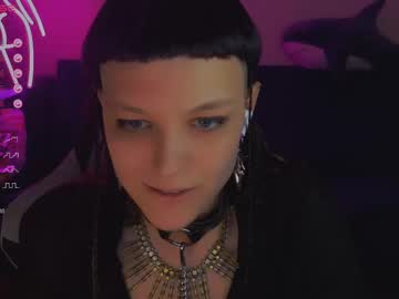 See Titi_mniti online Now @ sluttcam.com