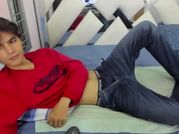 See Tylermulber online Now @ sluttcam.com