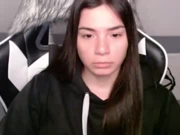 See Wolfs_daughter online Now @ sluttcam.com